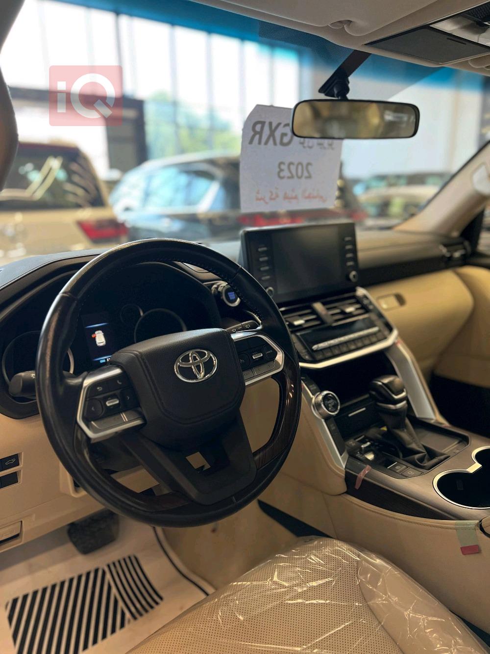 تويوتا لاندكروزر